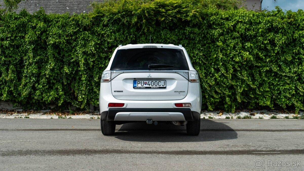 Mitsubishi Outlander 2.2 DI-D Instyle A/T - 3
