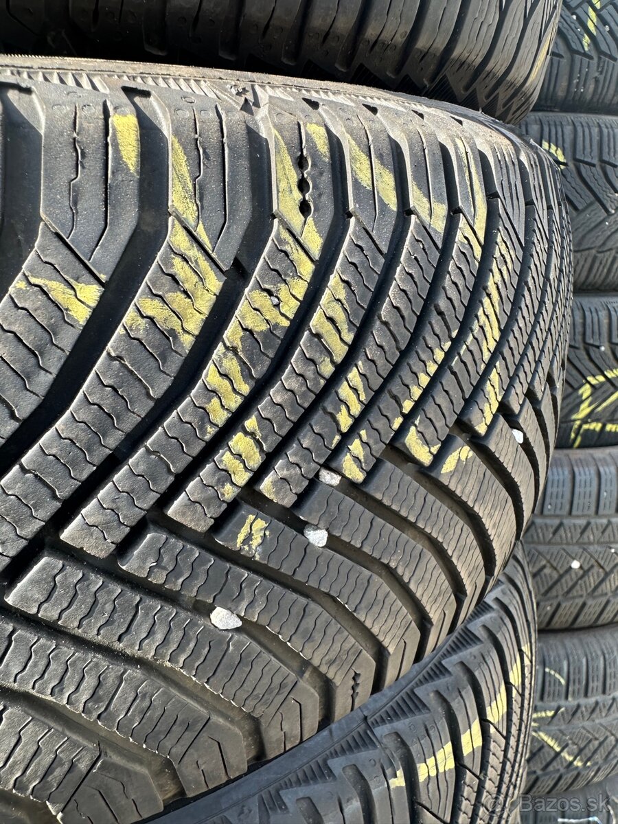 205/60 R16 zimne Michelin - 3