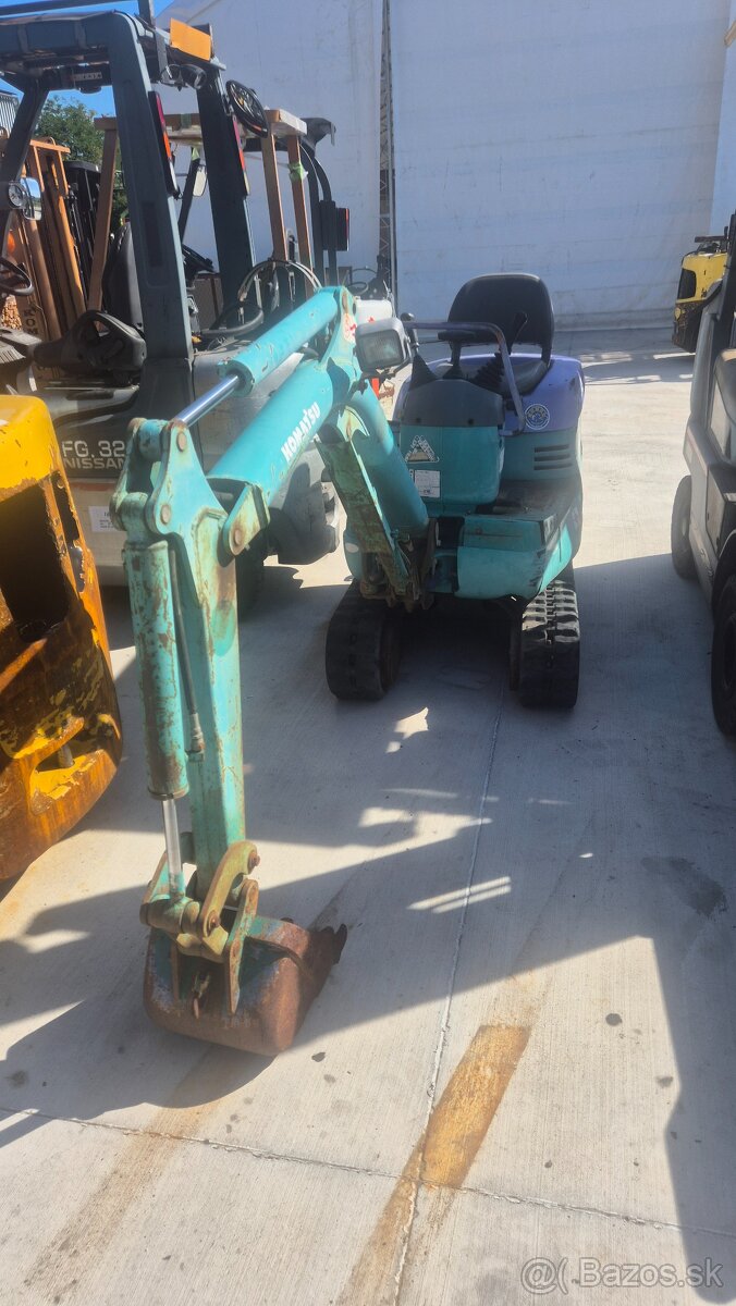 Na predaj KOMATSU Minibager PC03-2F - 3