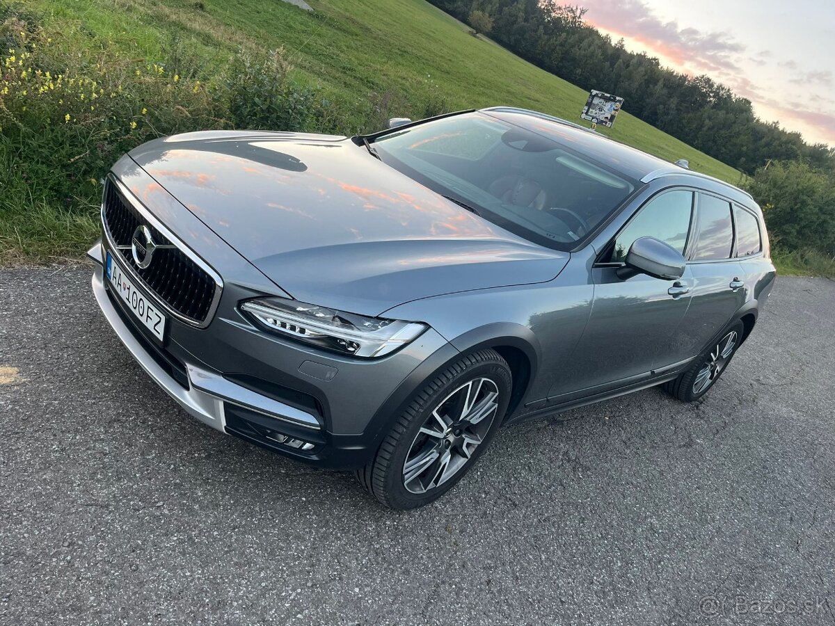 Volvo V90 Cross Country 4x4 AKCIA - 3