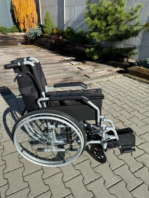 Invalidný vozík Unizdrav - 3