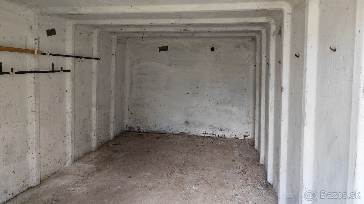 Prenajmem garaz v Sebedine - 3