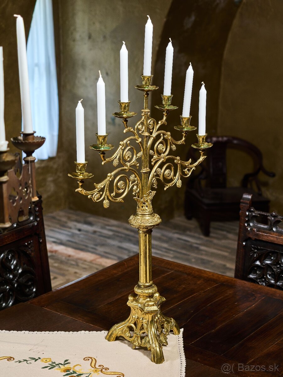 Párové neogotické mosadzné svietniky z 19. storočia - výška - 3