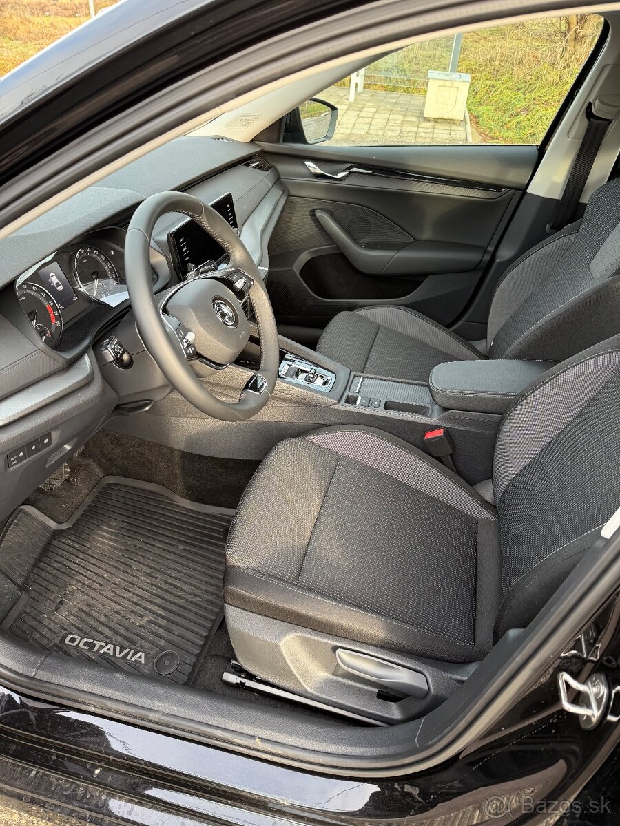 Predám škoda Octavia 2,0 TDI DSG - 3