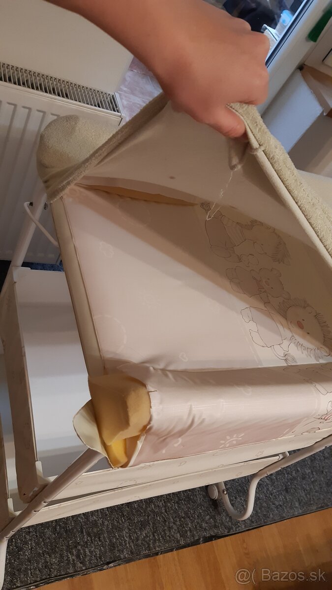 Darujem prebalovaci pult - 3