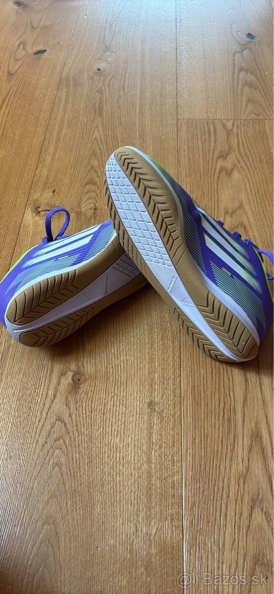 Halovky Adidas 34 - 3