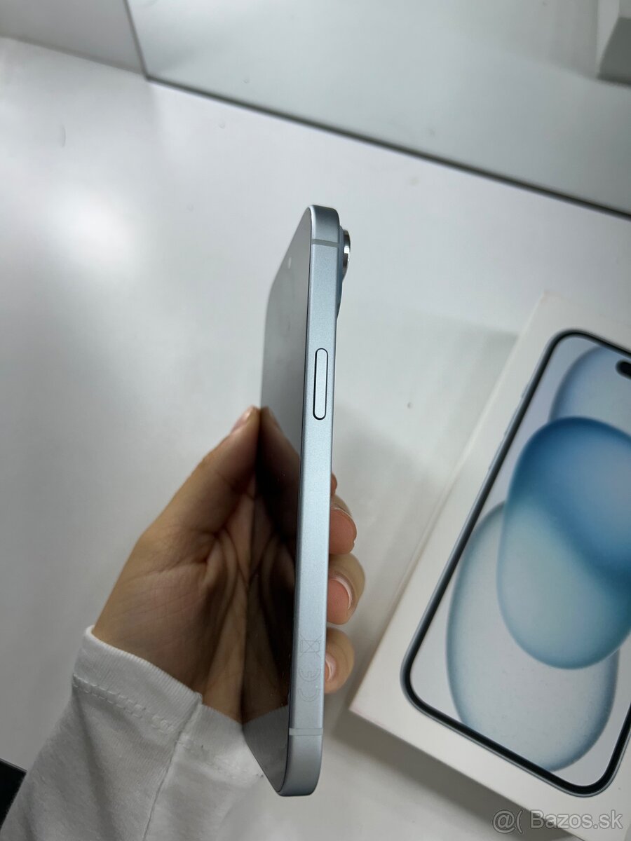 Iphone 15 - 3