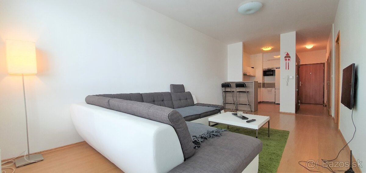 PNORF - 2i byt s panoramatickou loggiou, Perla Ružinova - 3