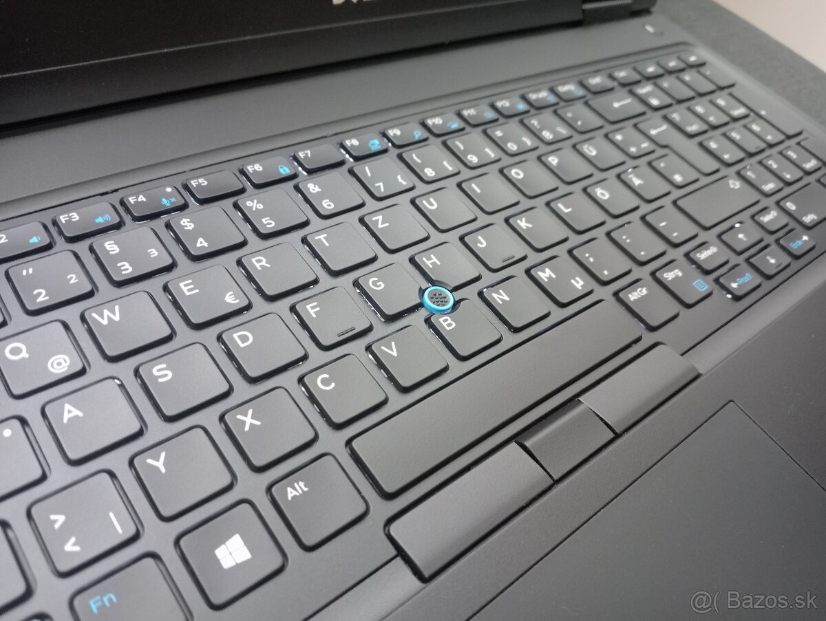 dotykový Dell Latitude 5590 ,Intel® Core™i5 ,32gb ram ,Win11 - 3