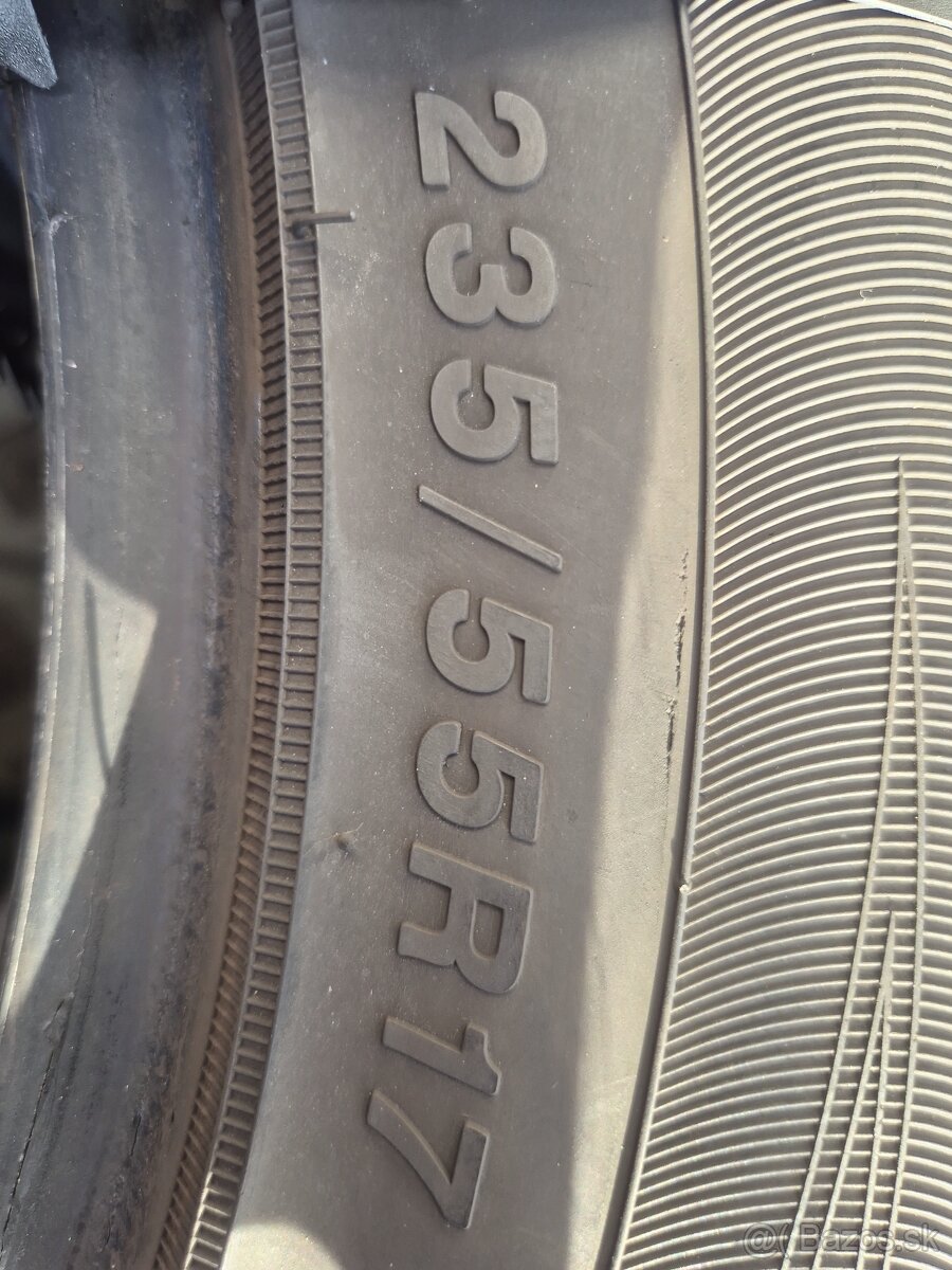 235/55R17 zettex - 3