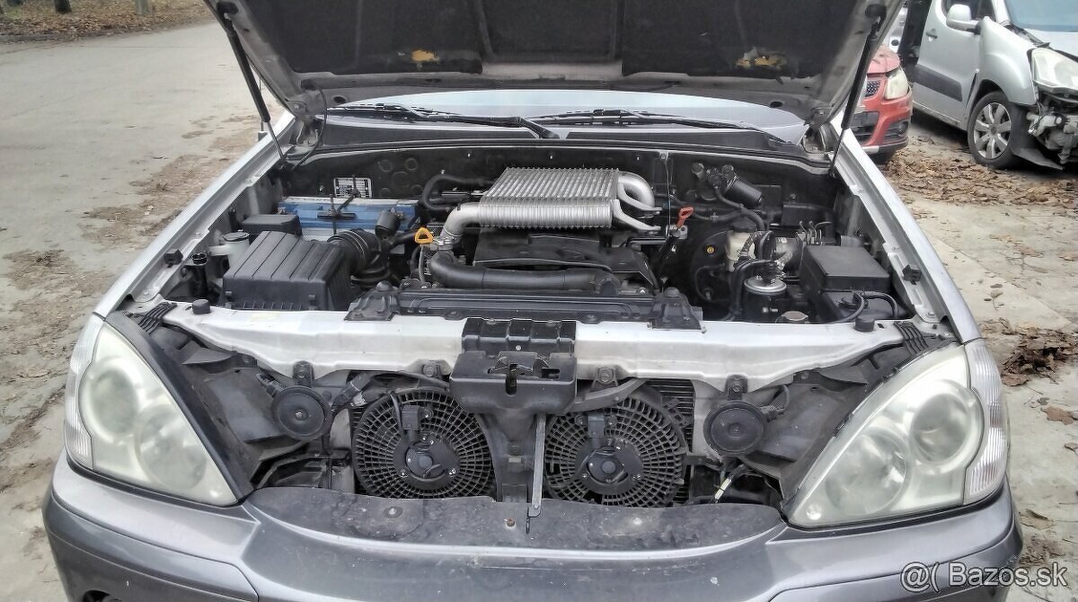 Hyundai Terracan 2.9 CRDi 2003 predám PIATE DVERE, MOTOR J3 - 3