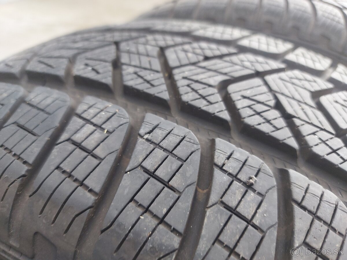 215/65R17 PIRELLI zimne pneumatiky SUV - 3