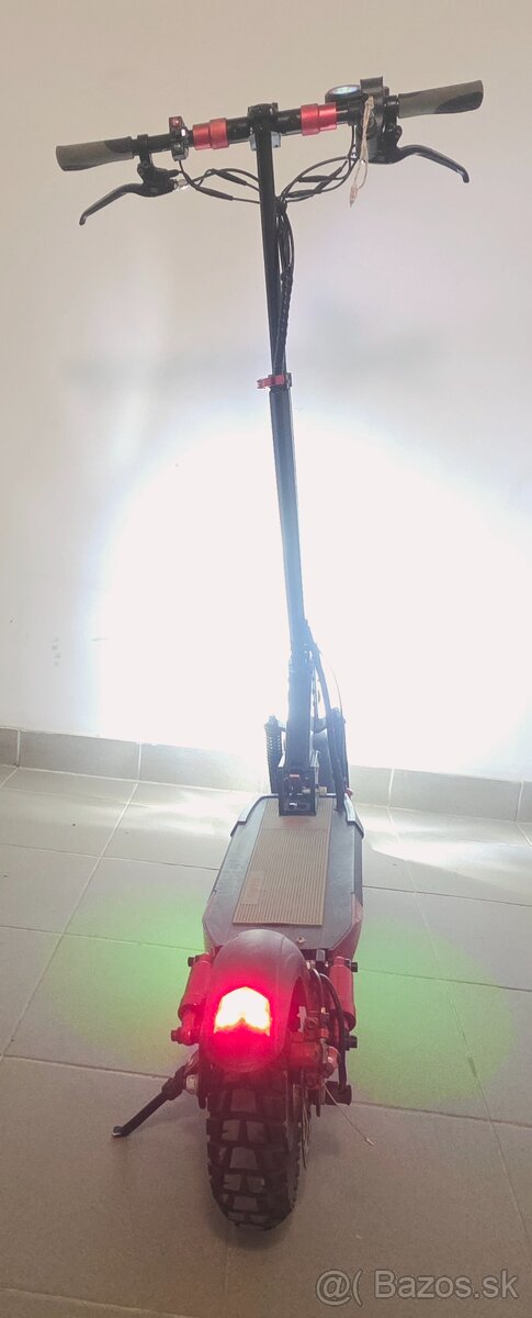 Elektrická kolobežka Kogoo Kirin M4 Pro - 3