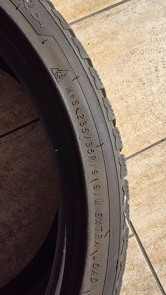 235/35 R19 Nokian WR D4 zimné - 3