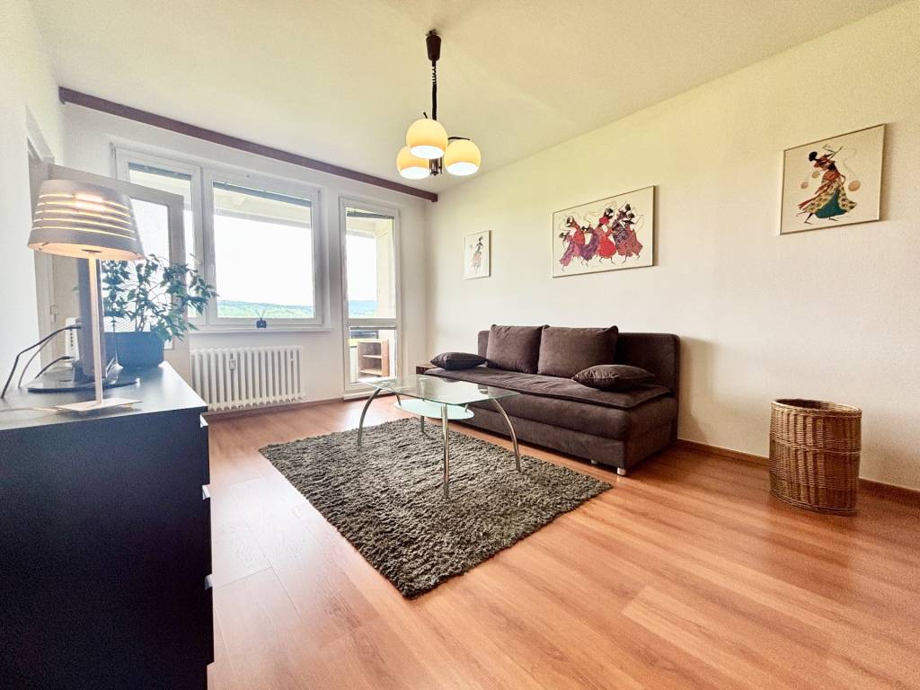 PRENÁJOM - Útulný 1-izbový byt na ulici Ľuda Zúbka v Dúbravk - 3