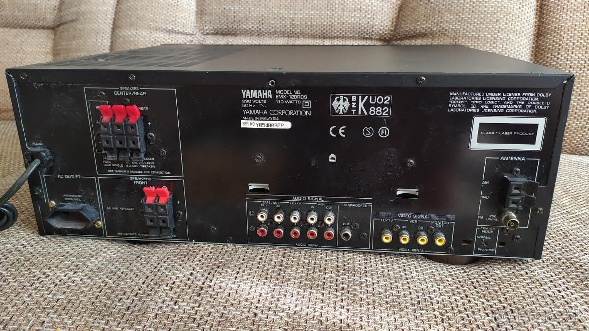 Predám Hifi Yamaha receiver s CD meničom - 3