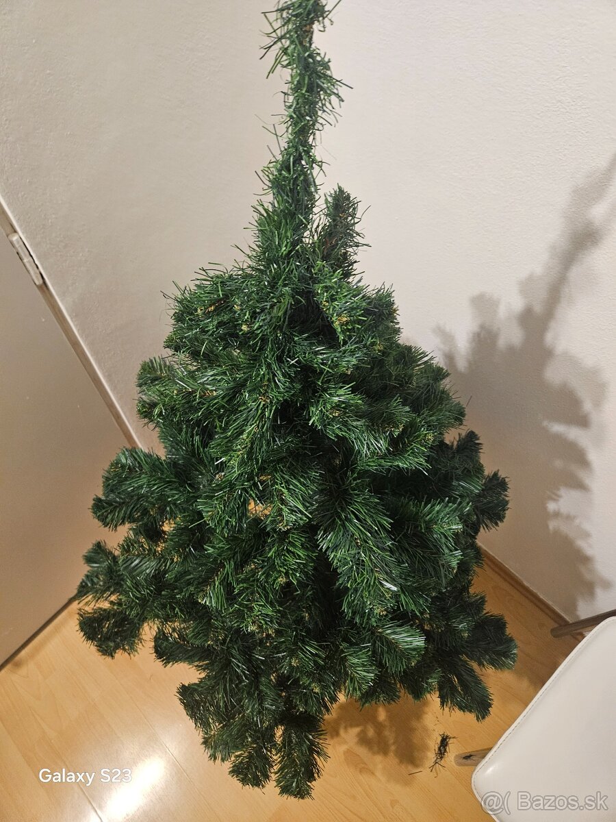 Umelý Vianočný stromček - 3