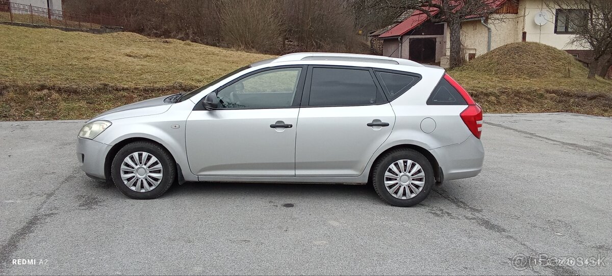 KIA CEED SW 1.6CRDI - 3