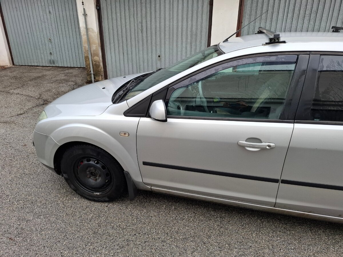 Predám Ford Focus Combi 1.6 TDCi - 3