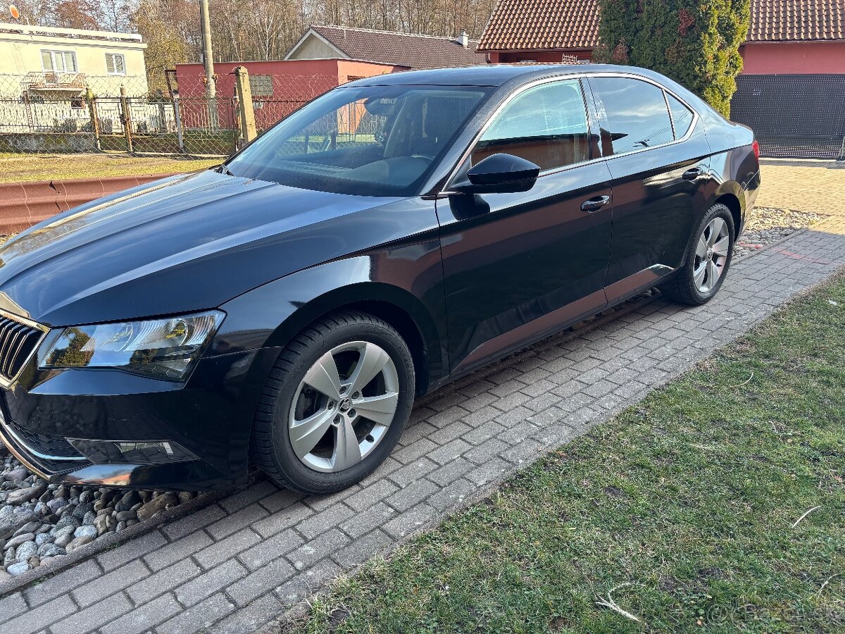 PREDÁM ŠKODA SUPERB 2,0tdi - 3