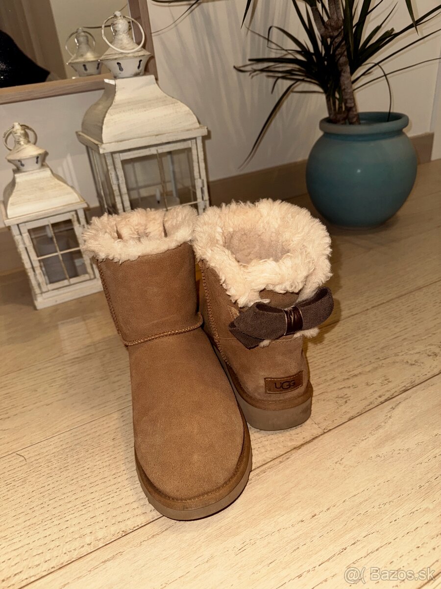 Original UGG, ešte v záruke, veľkosť 39 - 3
