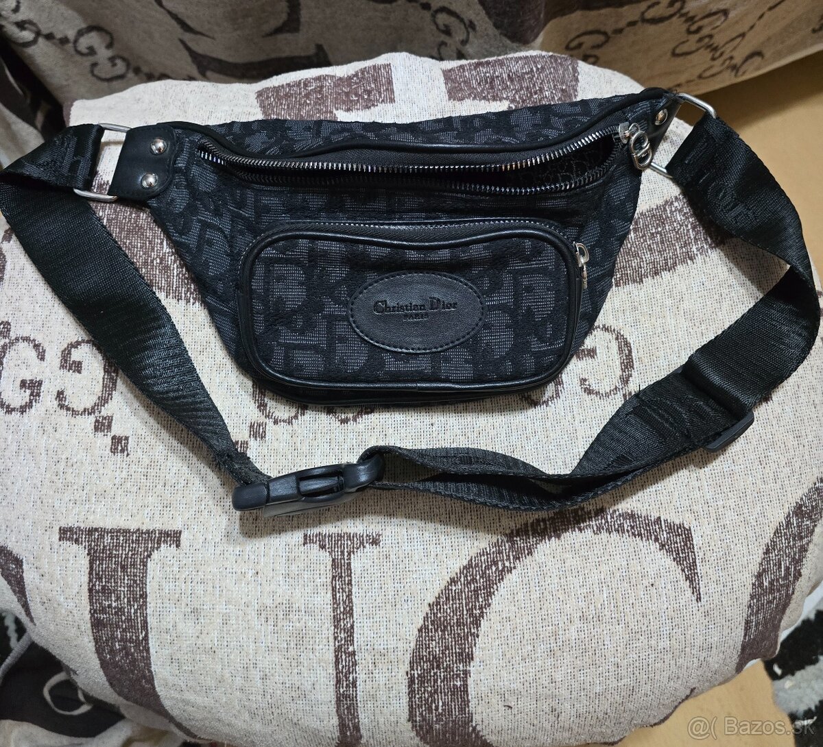 Predám crossbady ladvinku čiernej farby. - 3