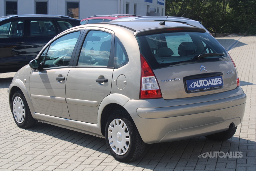 Citroen C3 1,1 i 44 kW PACK - 3