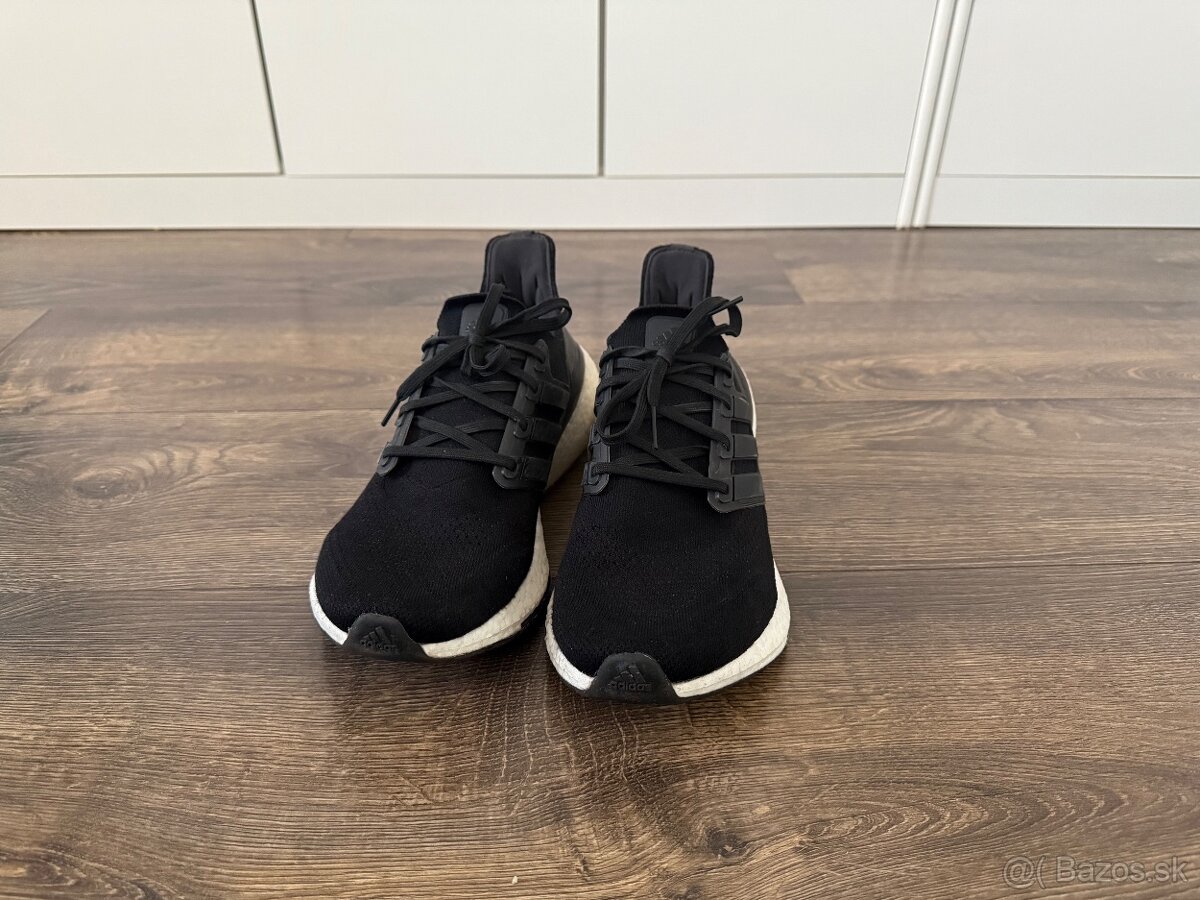 Adidas Ultraboost - 3