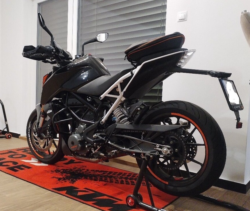 KTM Duke 390 2022 ful Led naj.2600km SK povod ABS - 3