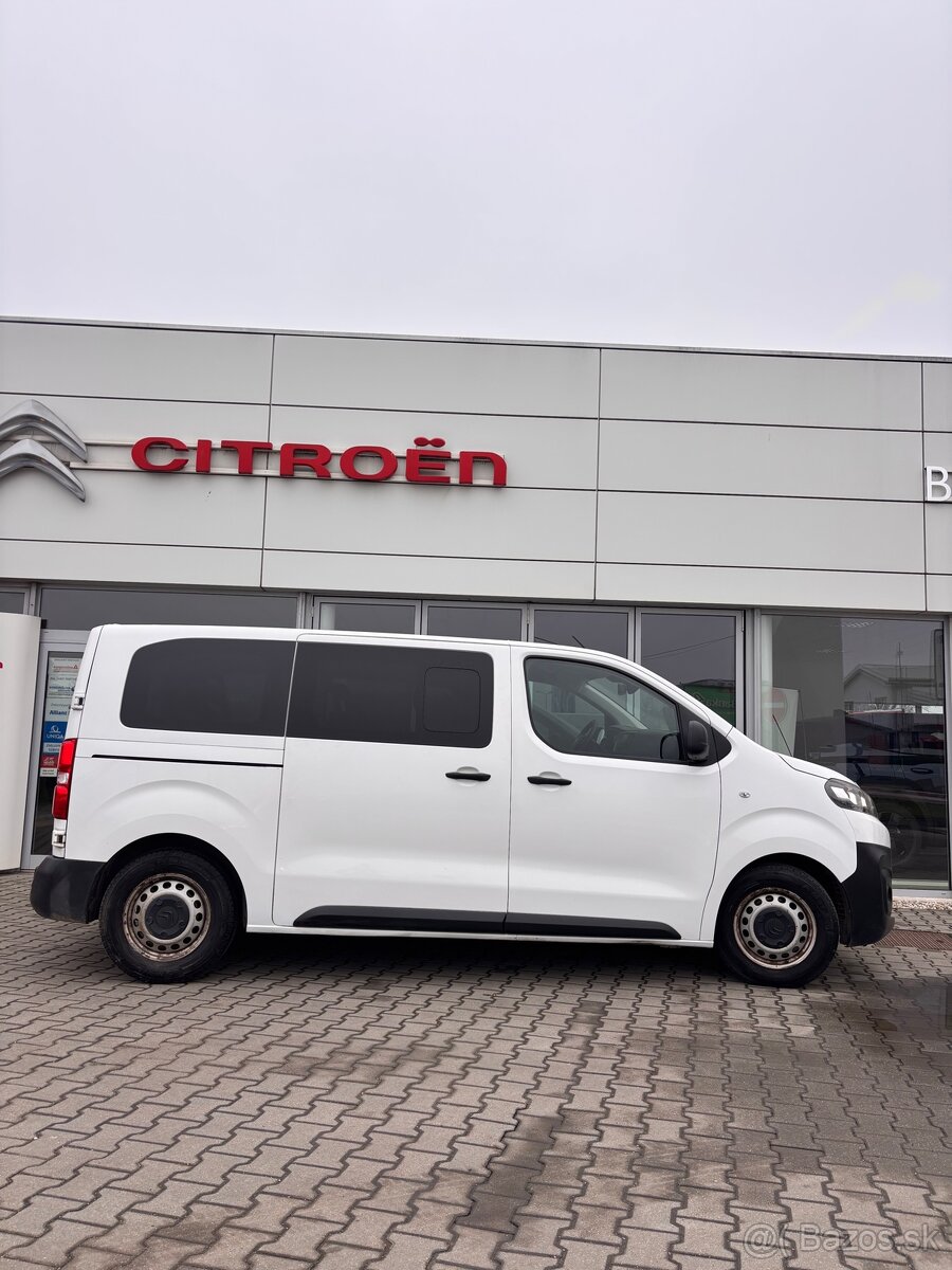 Citroen Jumpy Comby 1,5 BHDi 88kw r.2019 9miestne - 3