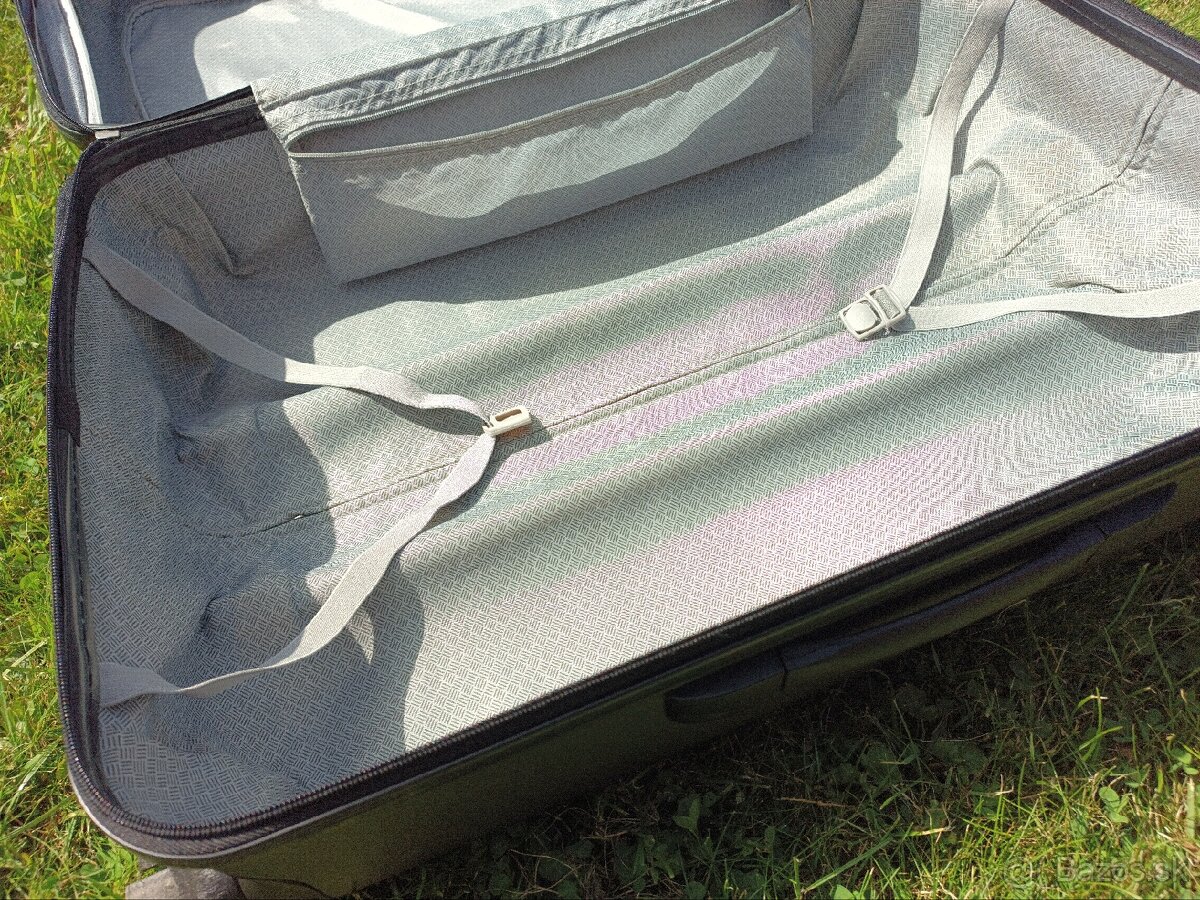 Kufor cestovný 70l - 3