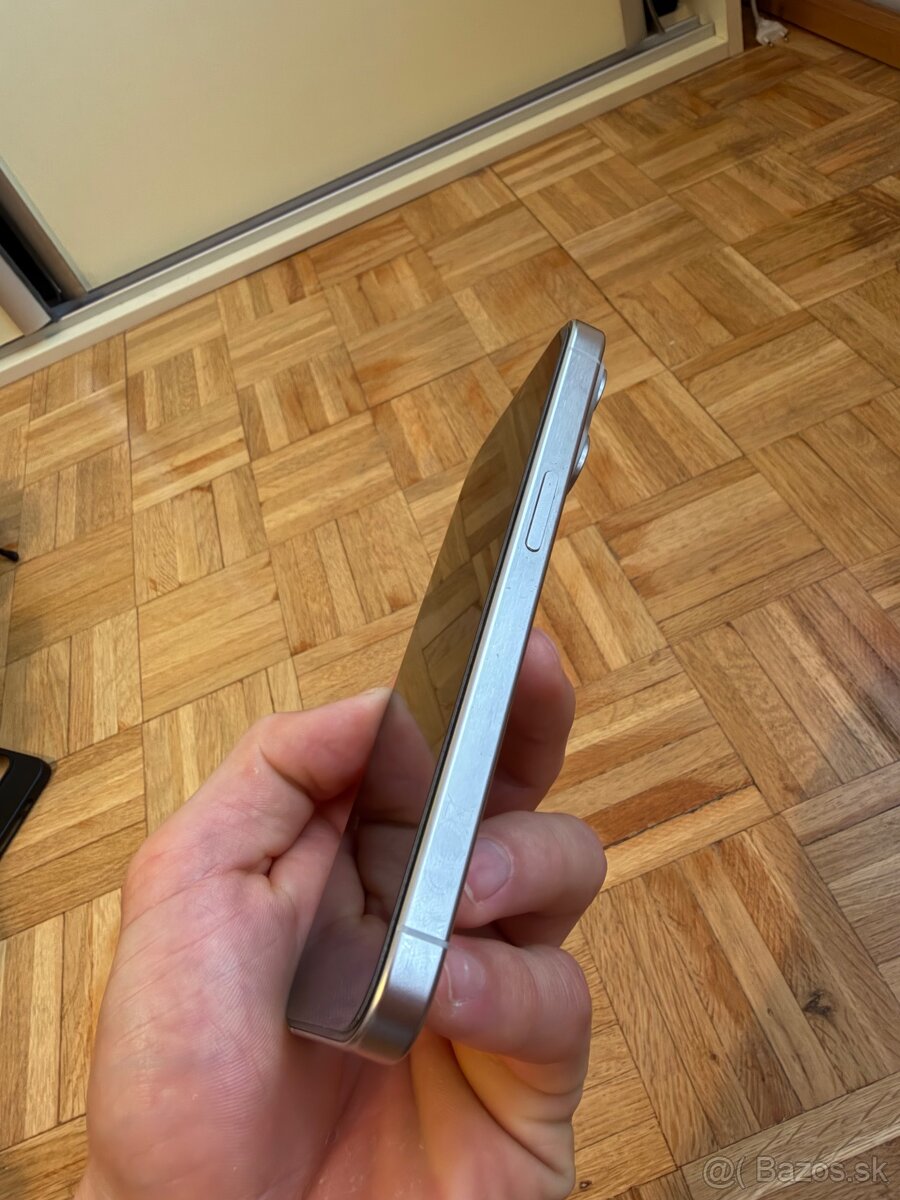 Iphone 15 Pro 256 GB - 3