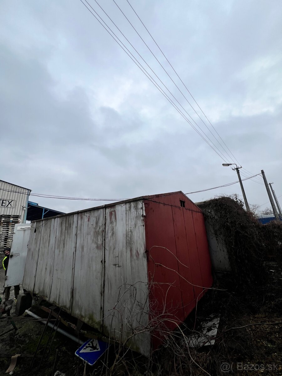 STAVEBNA BUDA GARAZ SKLAD - 3