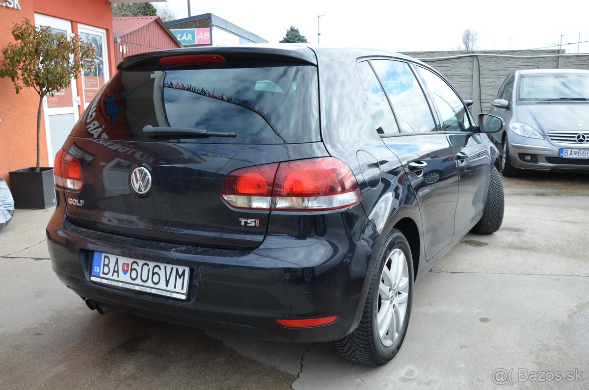 Volkswagen Golf 1,4 TSi Highline 90KW M6 - 3