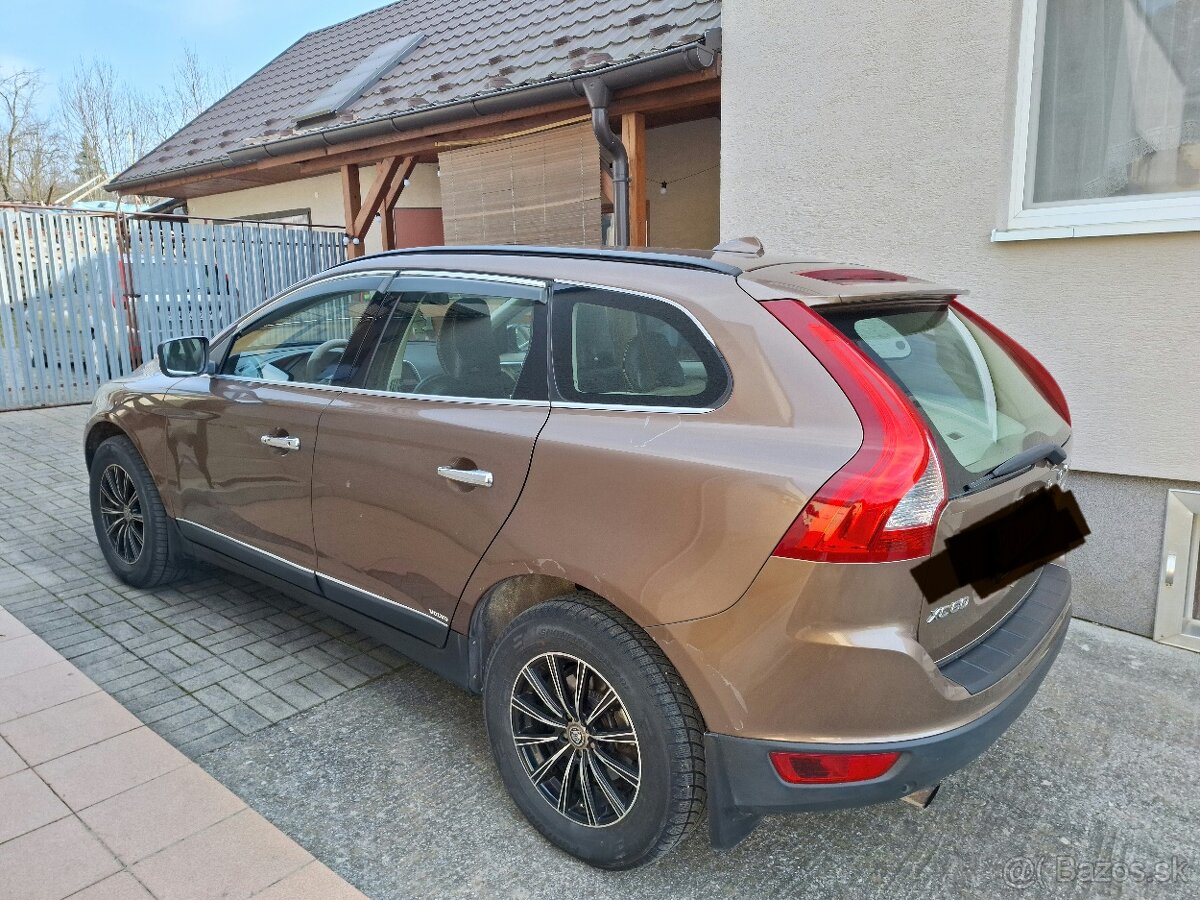 Volvo XC60 2.4 D5 136kw MANUÁL - 3