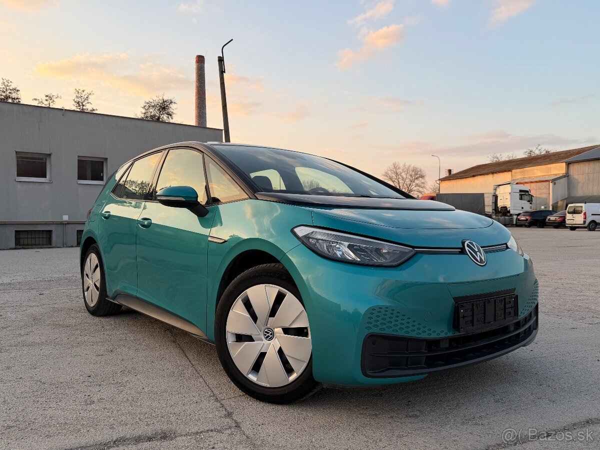 VW ID.3 Pure Performance 45kWh-110kW 46tis km - 3
