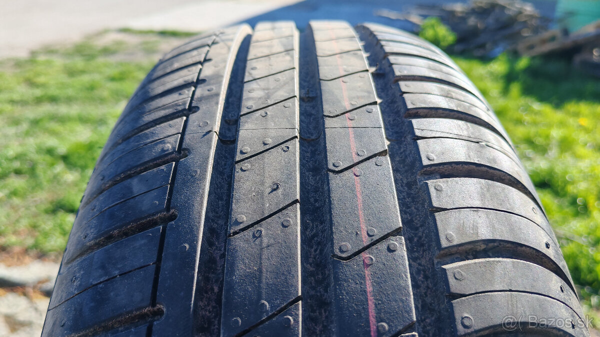 Letné pneu 195/65 R15 --- SEMPERIT , HANKOOK - 3