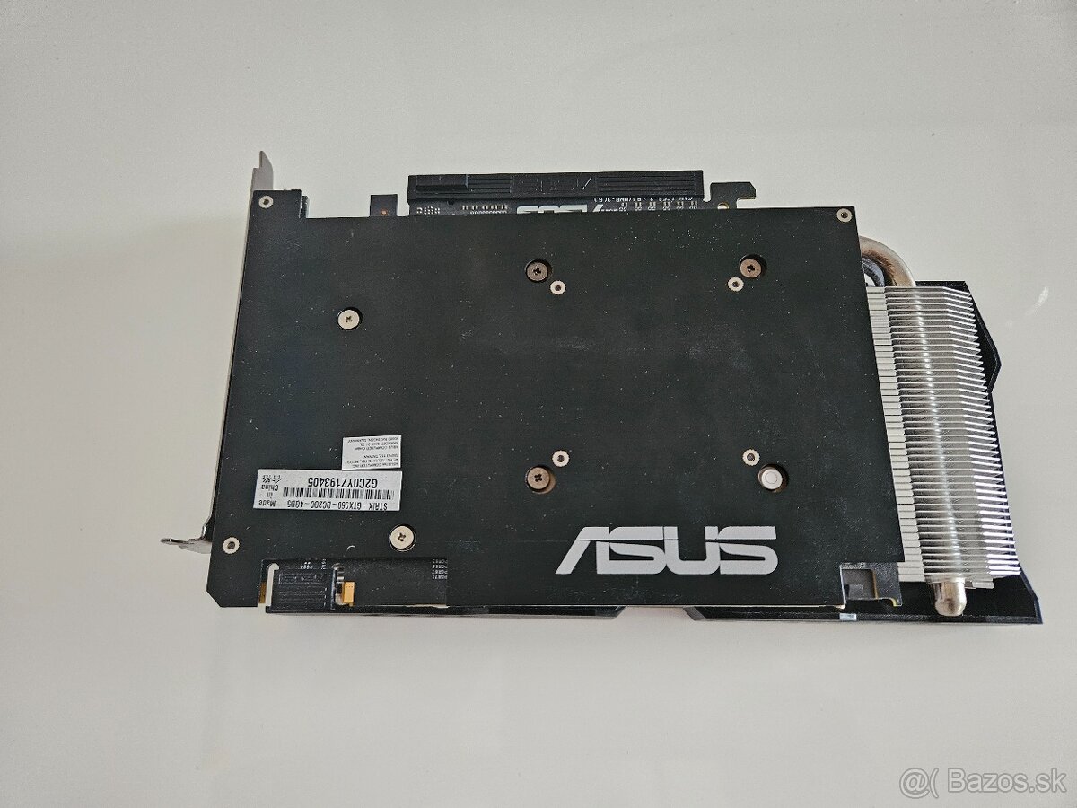 ASUS STRIX-GTX960-DC2OC-4GD5 - 3