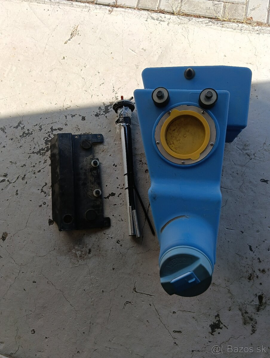 Predám nádrž na AdBlue na traktor - 3