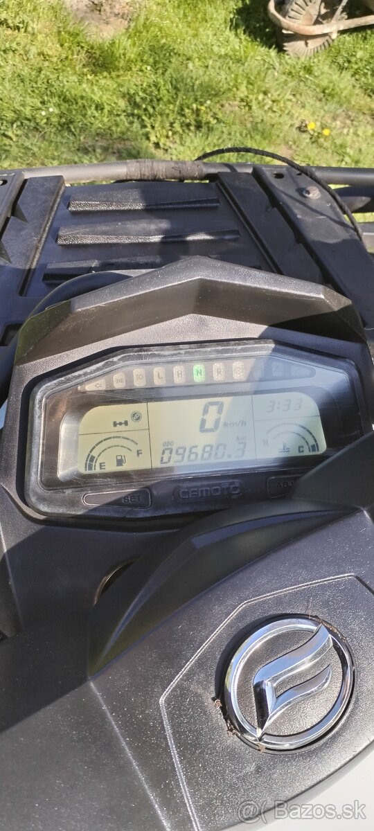 CF Moto X800