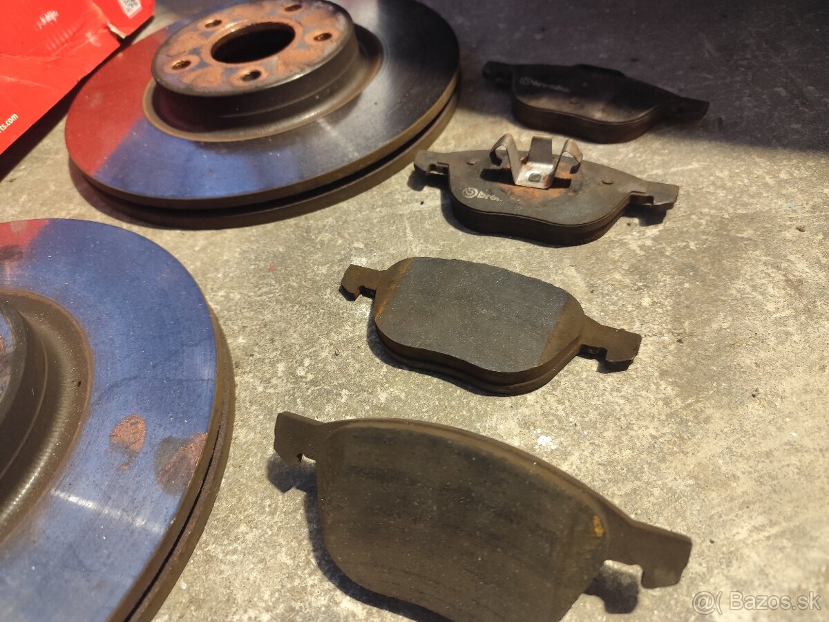 Predám predné brzdy Ford Focus 2 1.8TDCi 85kW - 3