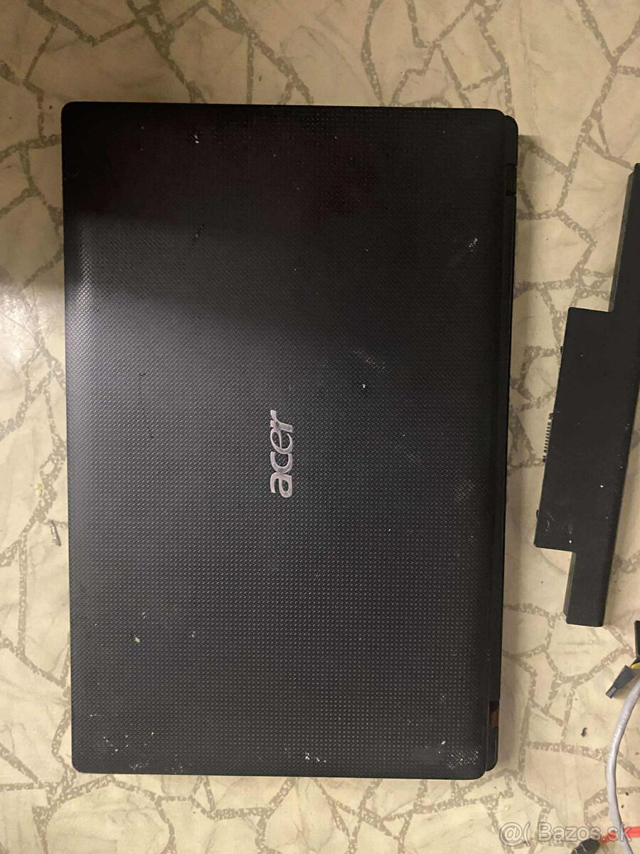 Ponukám nefunkčné notbebooki na diely - 3