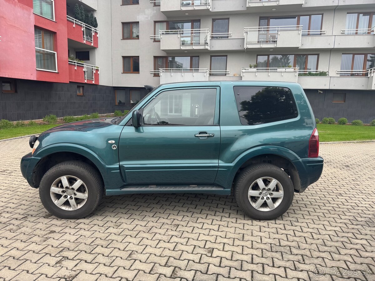 Mitsubishi Pajero Montero 3.2D - 3