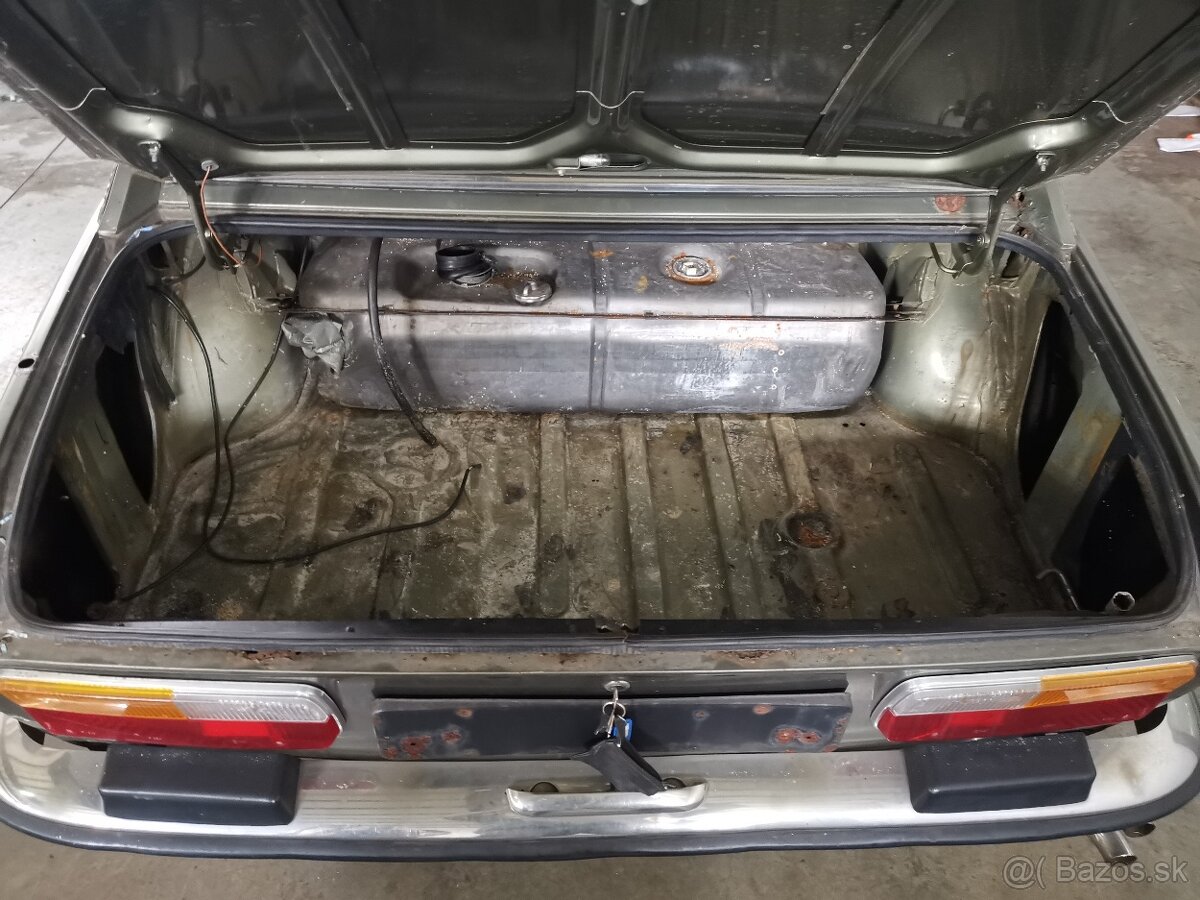 Peugeot 504 Coupe V6 Ti - 3