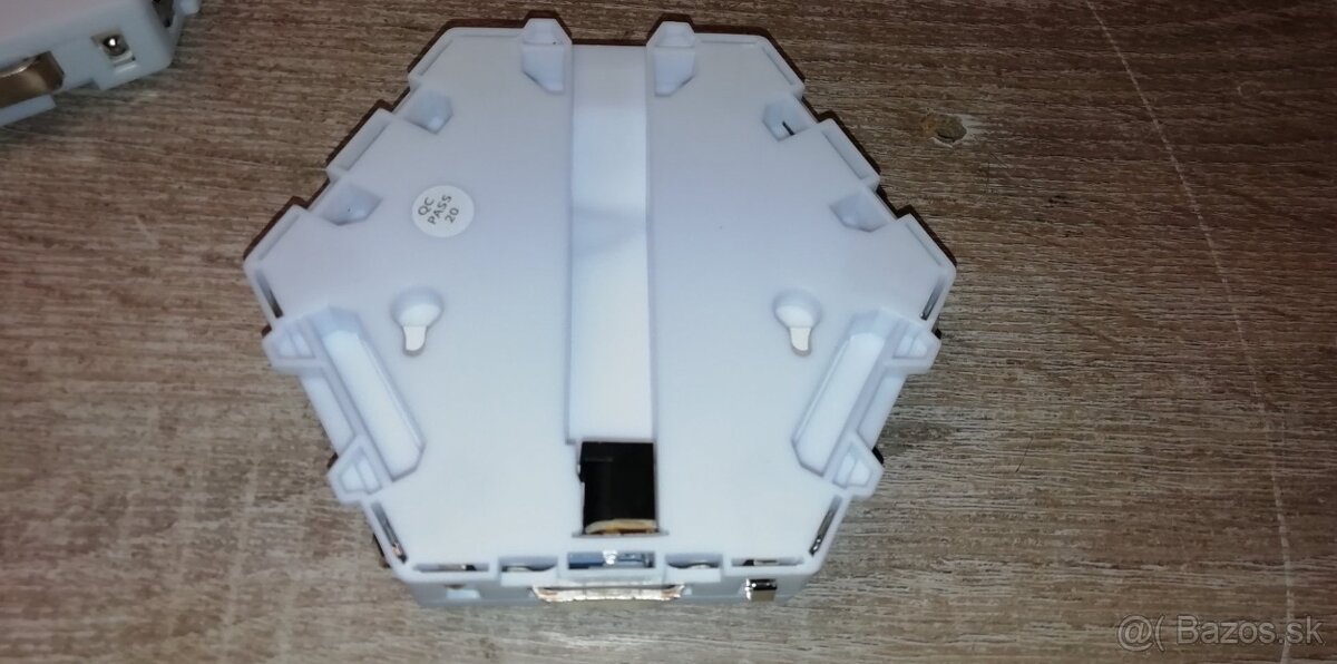 Modulárne LED dotykové svetlá - 3