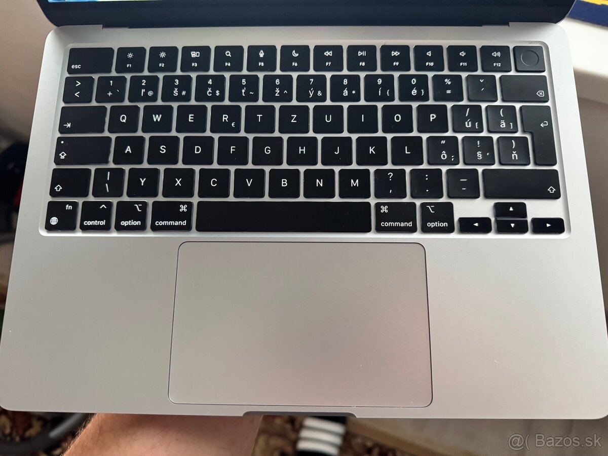 Predám MacBook Air M3 v Záruke do 2028 - 3