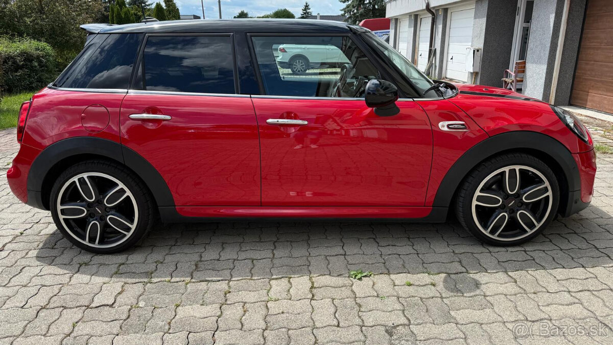 Predám MINI Cooper 1.5 benzín, 1499cm3, 100kW - 3