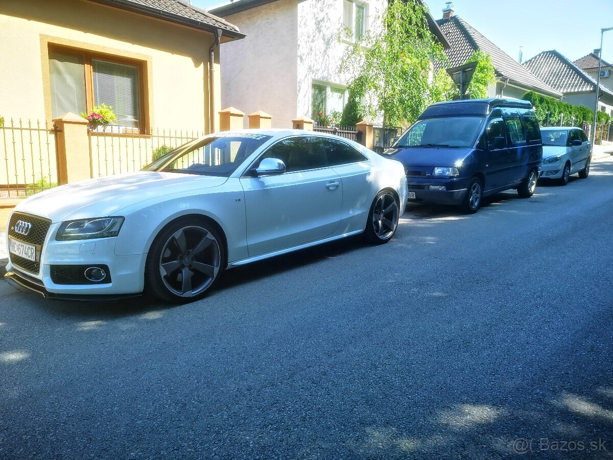 Audi S5 4,2 V8 - 3