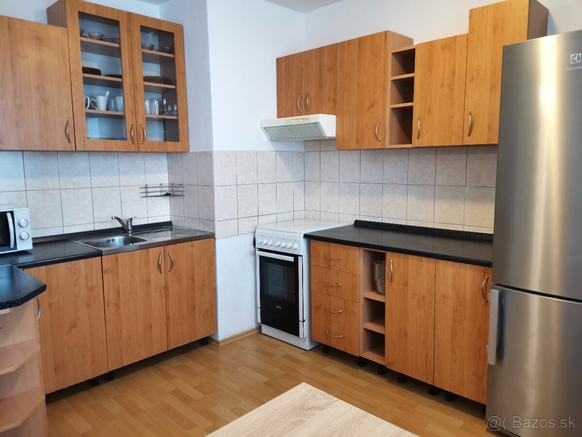 3 izb. byt, Clementisova, Dargovských Hrdinov - 3