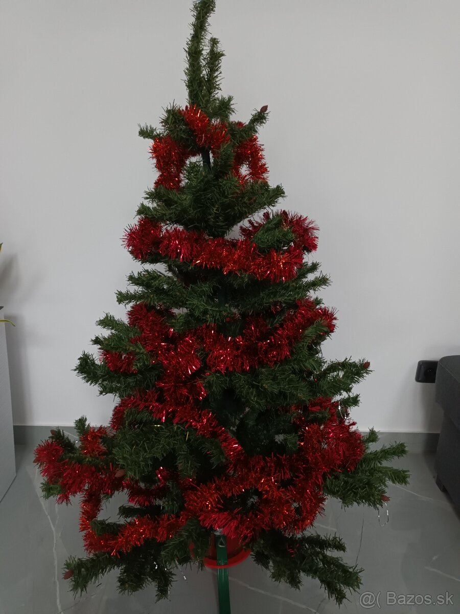Predam retro vianocny stromcek vyska140 + cervena girlanda - 3